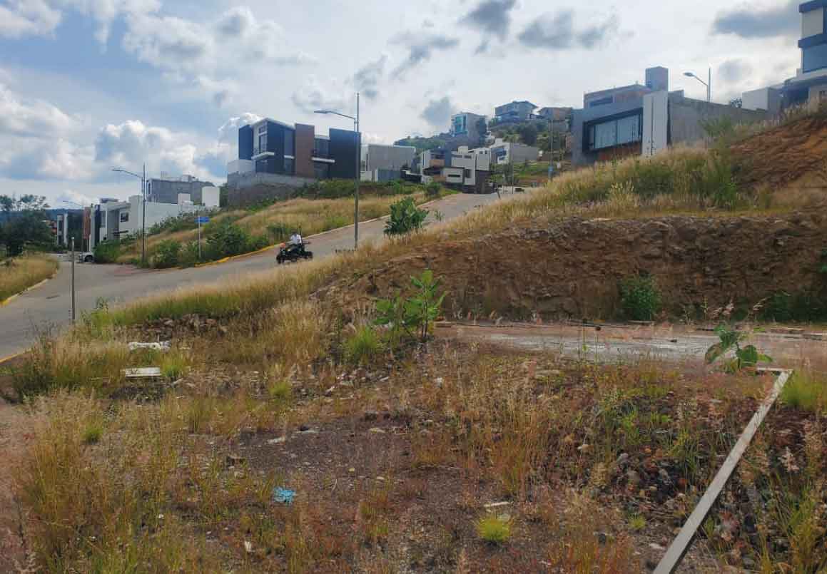 TERRENO EN VENTA EN RIO ALTOZANO, MORELIA