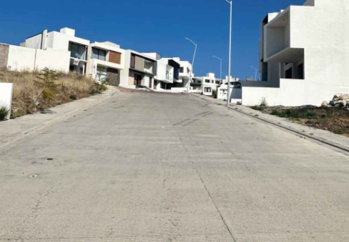 TERRENO EN VENTA EN LOMALTA TRES MARIAS, MORELIA