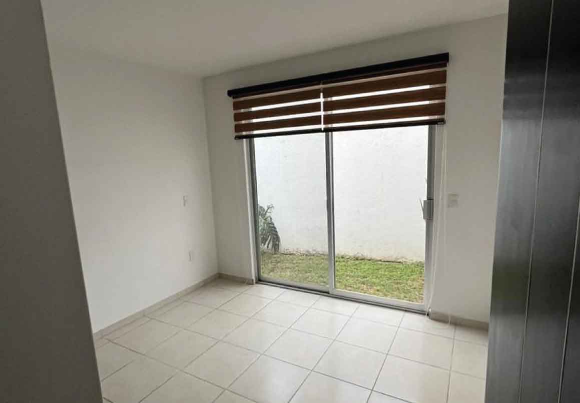 CASA EN RENTA EN COLINAS ALTOZANO, MORELIA