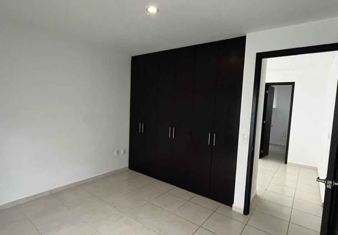 CASA EN RENTA EN COLINAS ALTOZANO, MORELIA