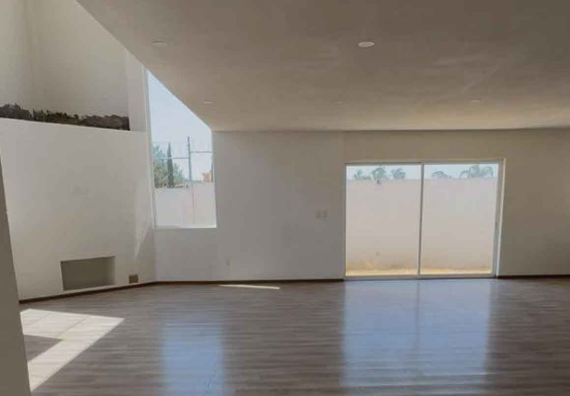 CASA EN VENTA EN FRACC. LA CAMPIÑA, MORELIA