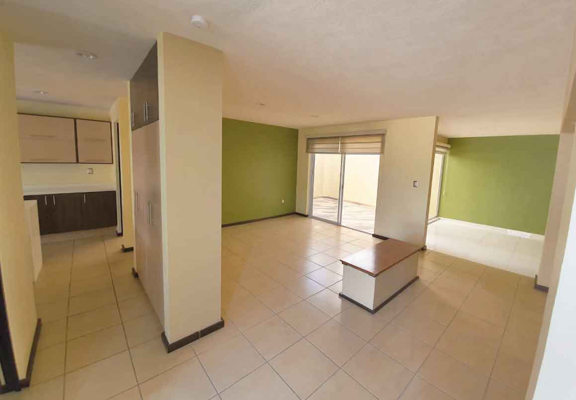 CASA EN RENTA EN RINCON DE LA MONTAÑA ALTOZANO, MORELIA