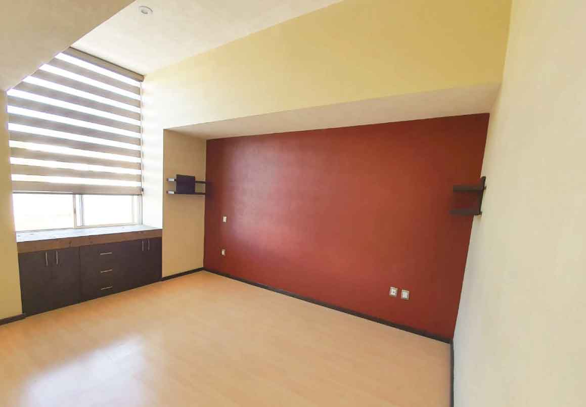 CASA EN RENTA EN RINCON DE LA MONTAÑA ALTOZANO, MORELIA