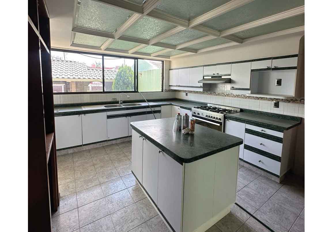 CASA EN VENTA EN LAS AMERICAS, MORELIA