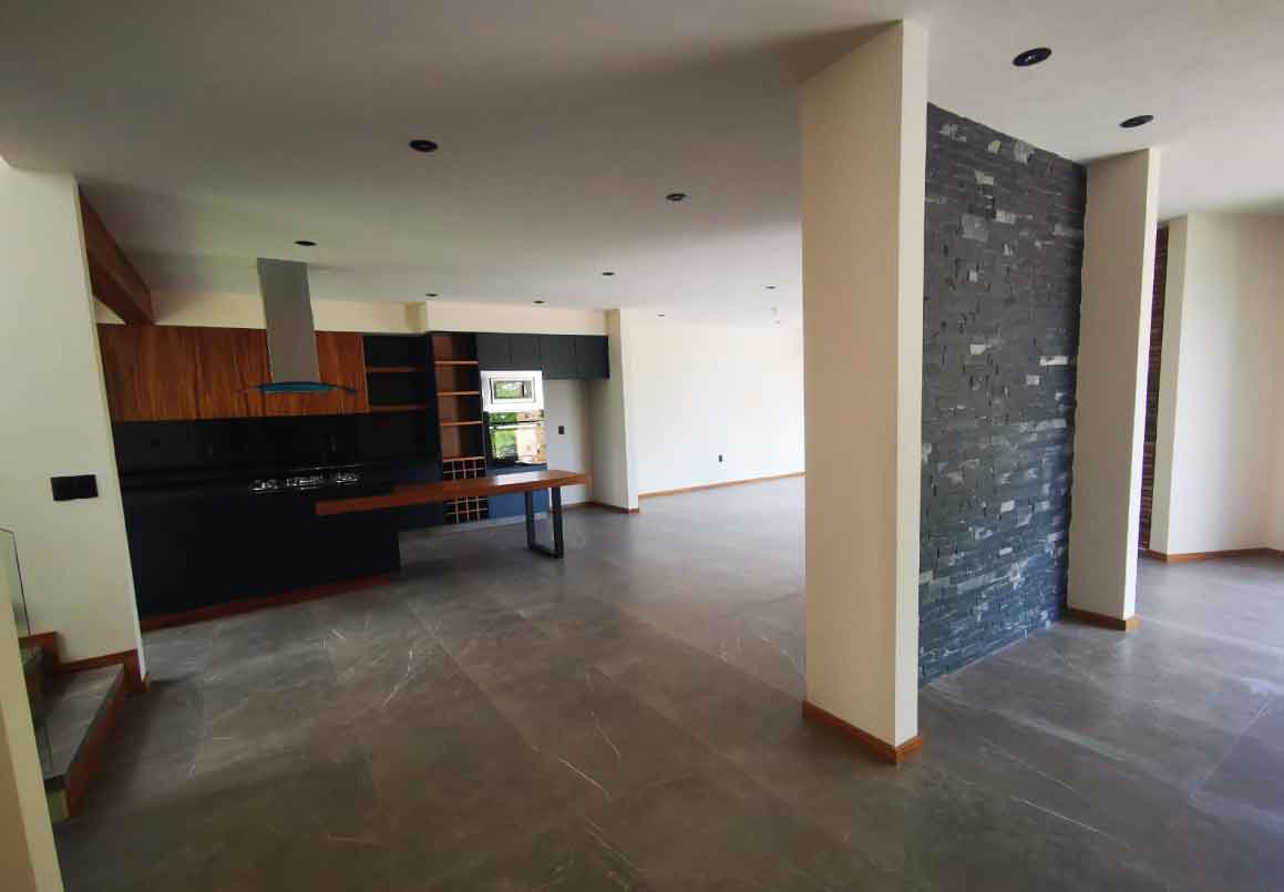 CASA EN VENTA EN RESIDENCIAL PARAISO ALTOZANO, MORELIA