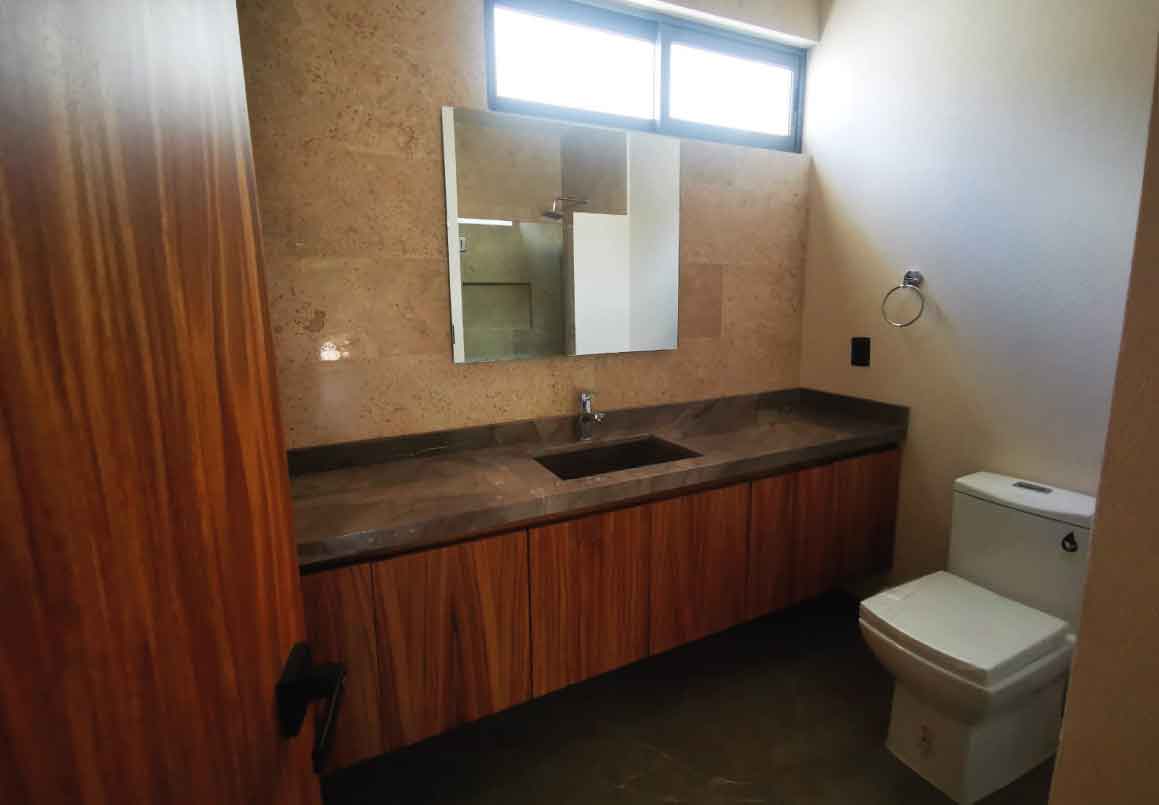 CASA EN VENTA EN RESIDENCIAL PARAISO ALTOZANO, MORELIA