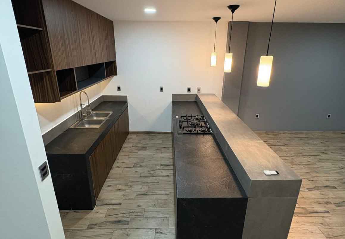 DEPARTAMENTO EN RENTA EN ALTOZANO, MORELIA