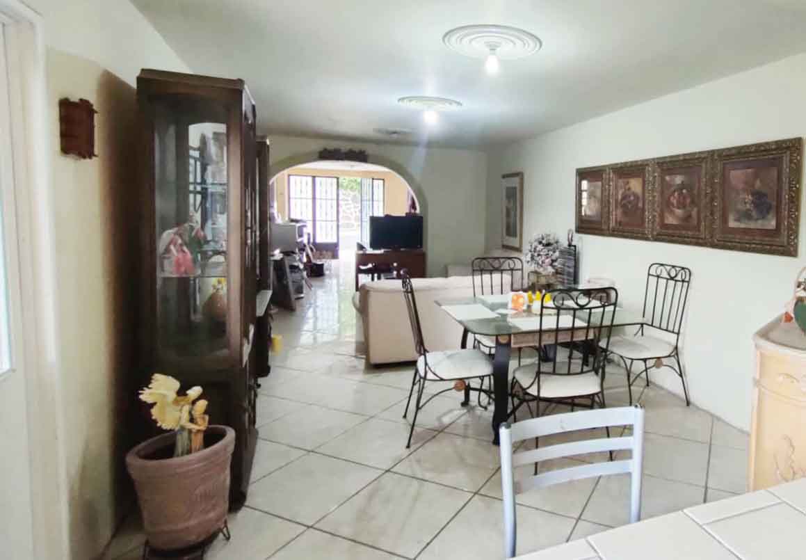 CASA EN VENTA EN VISTA BELLA, MORELIA