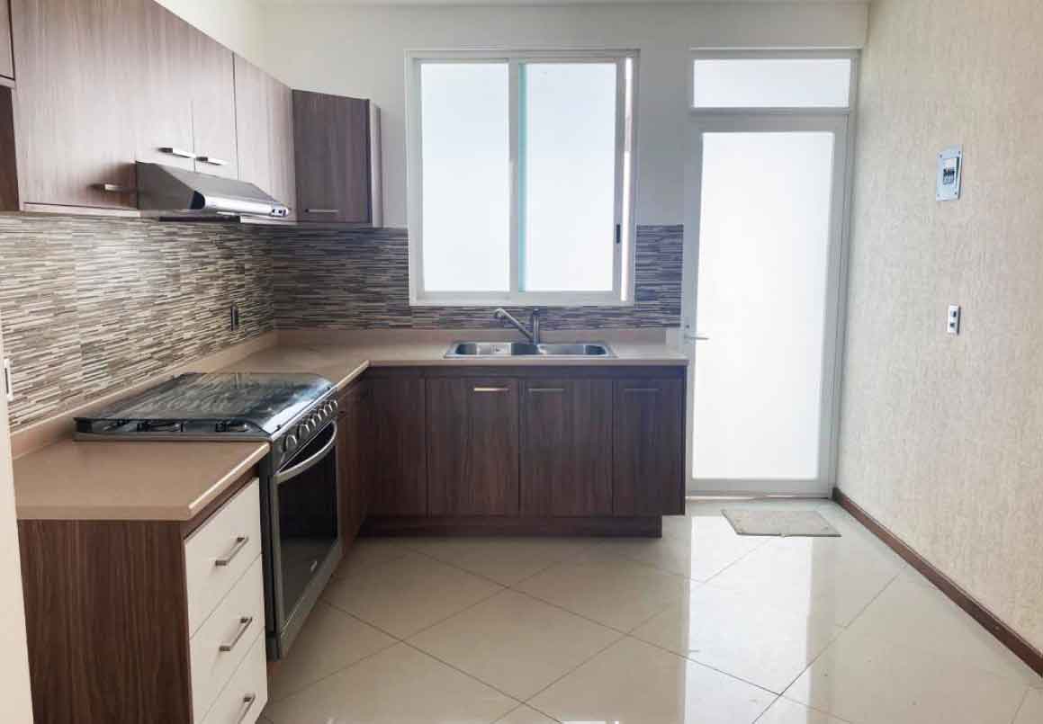 CASA EN RENTA EN COTO PRIVADO DE ALTOZANO, MORELIA