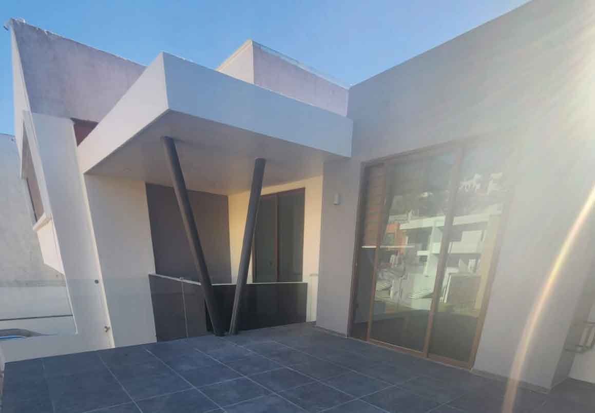 CASA EN VENTA EN EL FRACCIONAMIENTO EL MONASTERIO, MORELIA