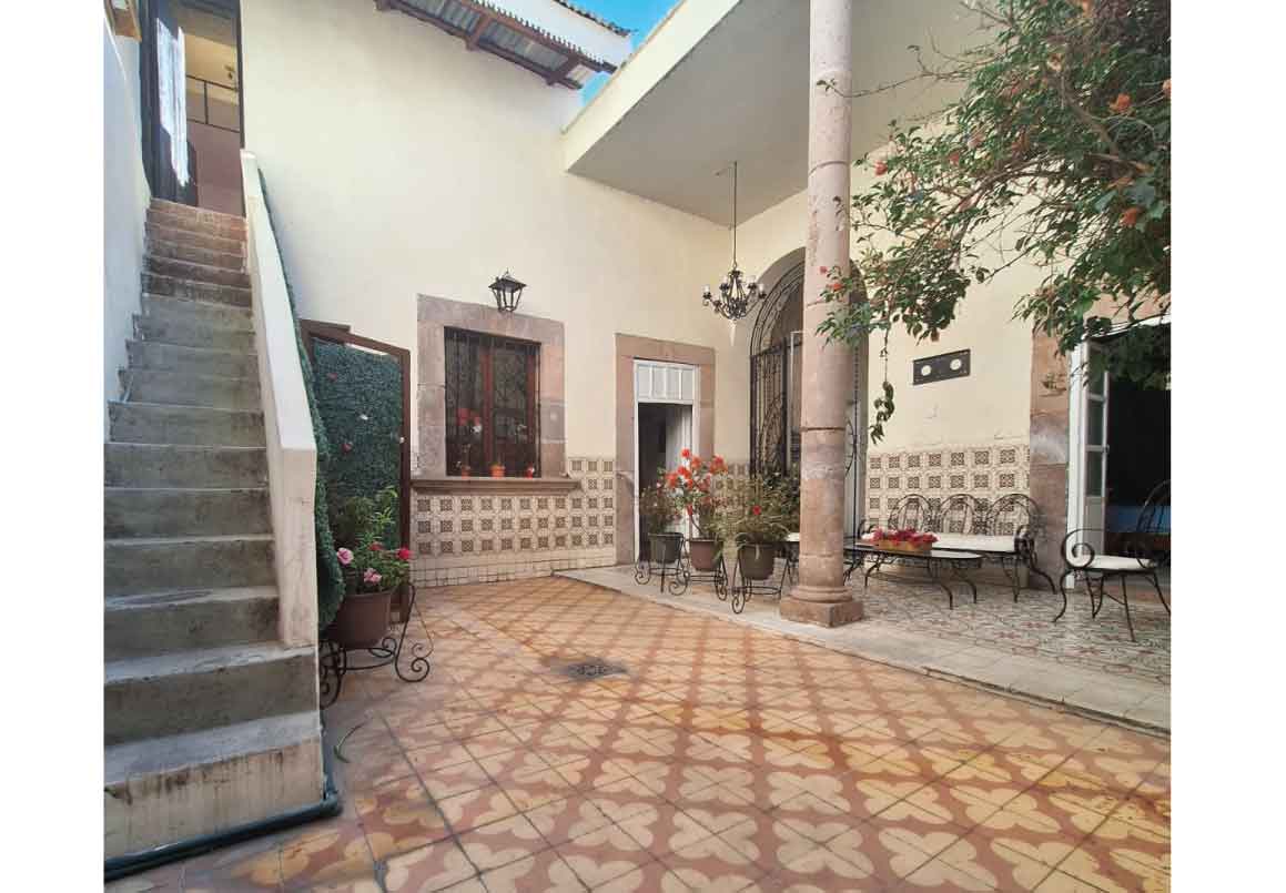 CASA EN VENTA EN EL CENTRO HISTORICO, MORELIA