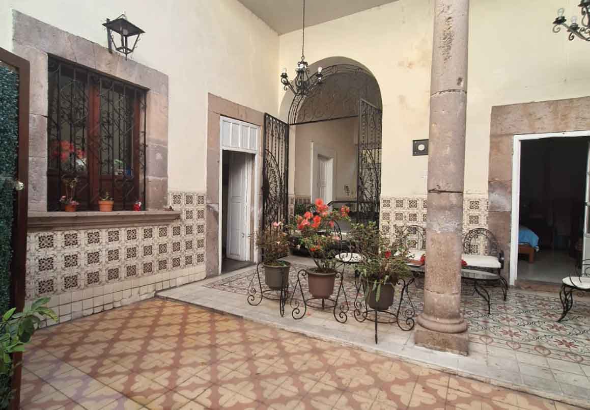 CASA EN VENTA EN EL CENTRO HISTORICO, MORELIA
