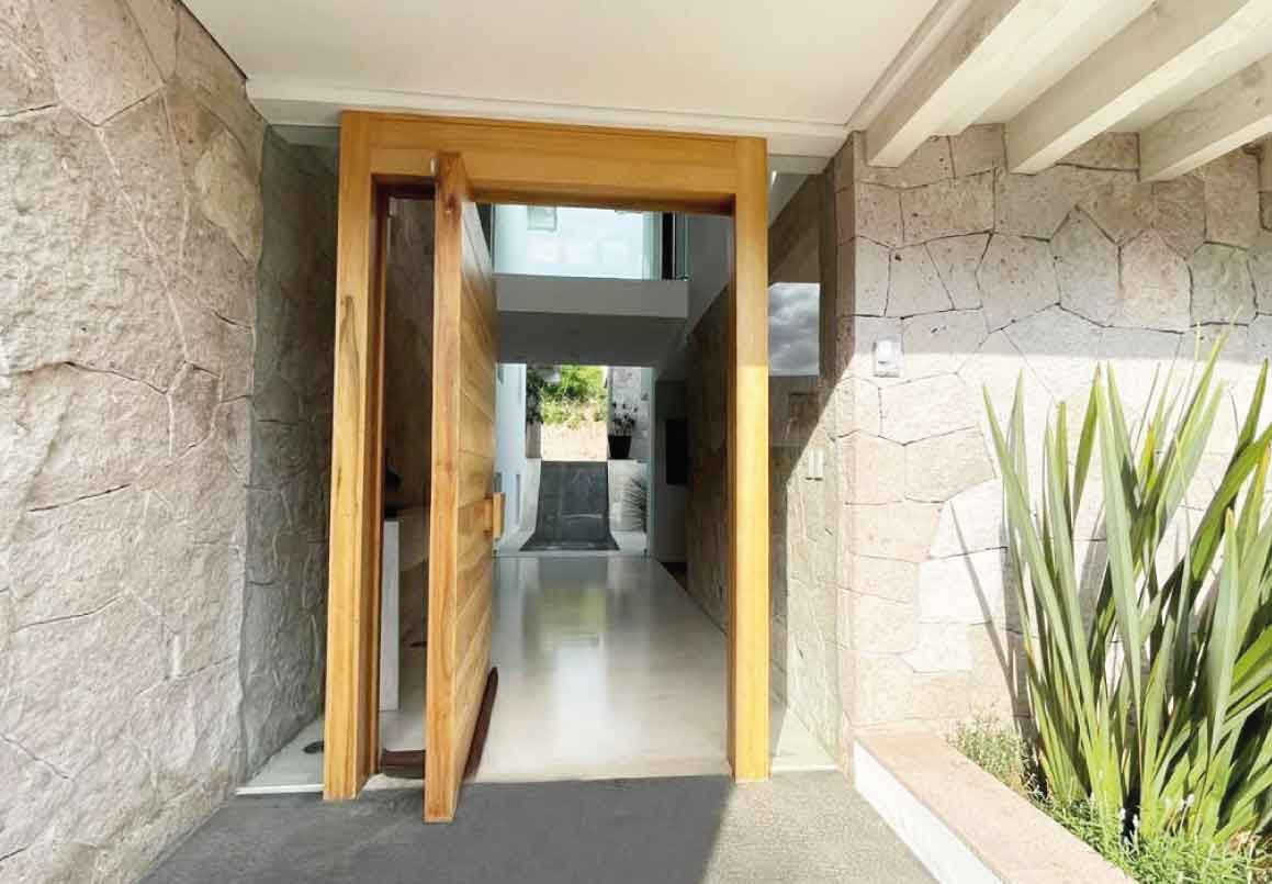 CASA EN VENTA EN CLUB Y DENTRO DEL CAMPO DE GOLF TRES MARIAS, MORELIA