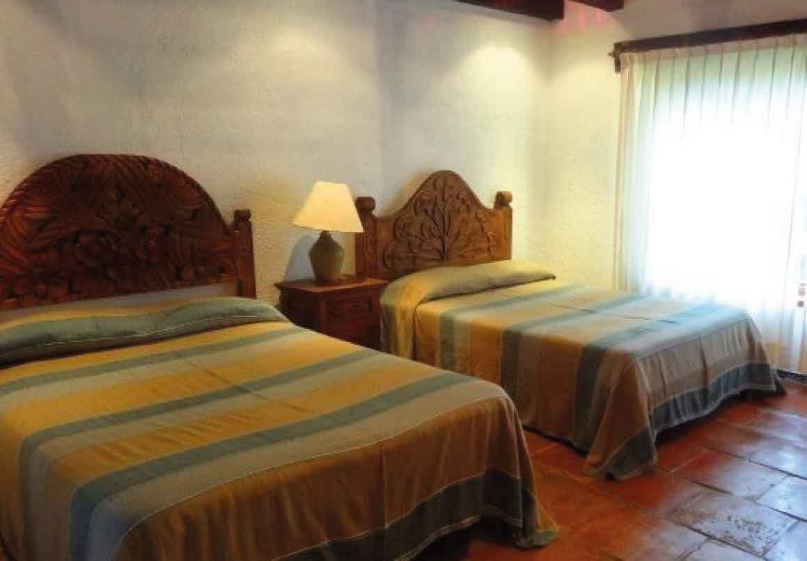 CASA RESIDENCIAL EN VENTA EN TZINTZUNTZAN, MICHOACAN