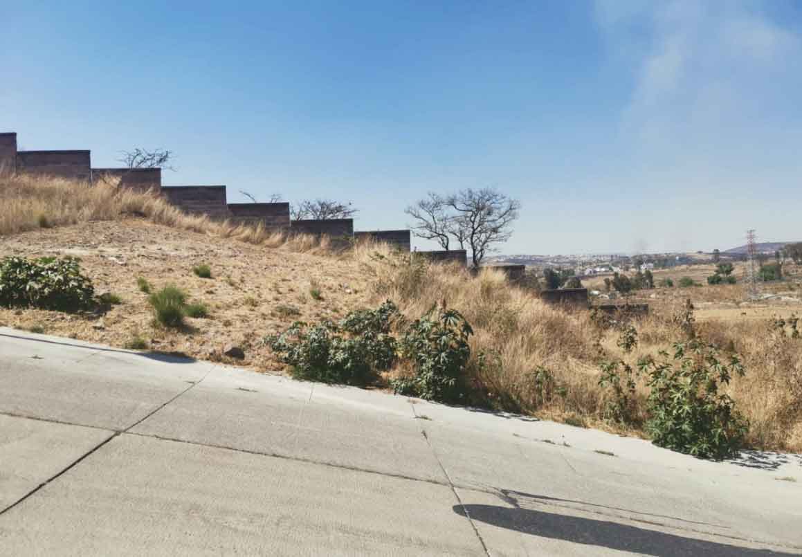 TERRENO EN VENTA EN PASEO DEL PARQUE TRES MARIAS, MORELIA