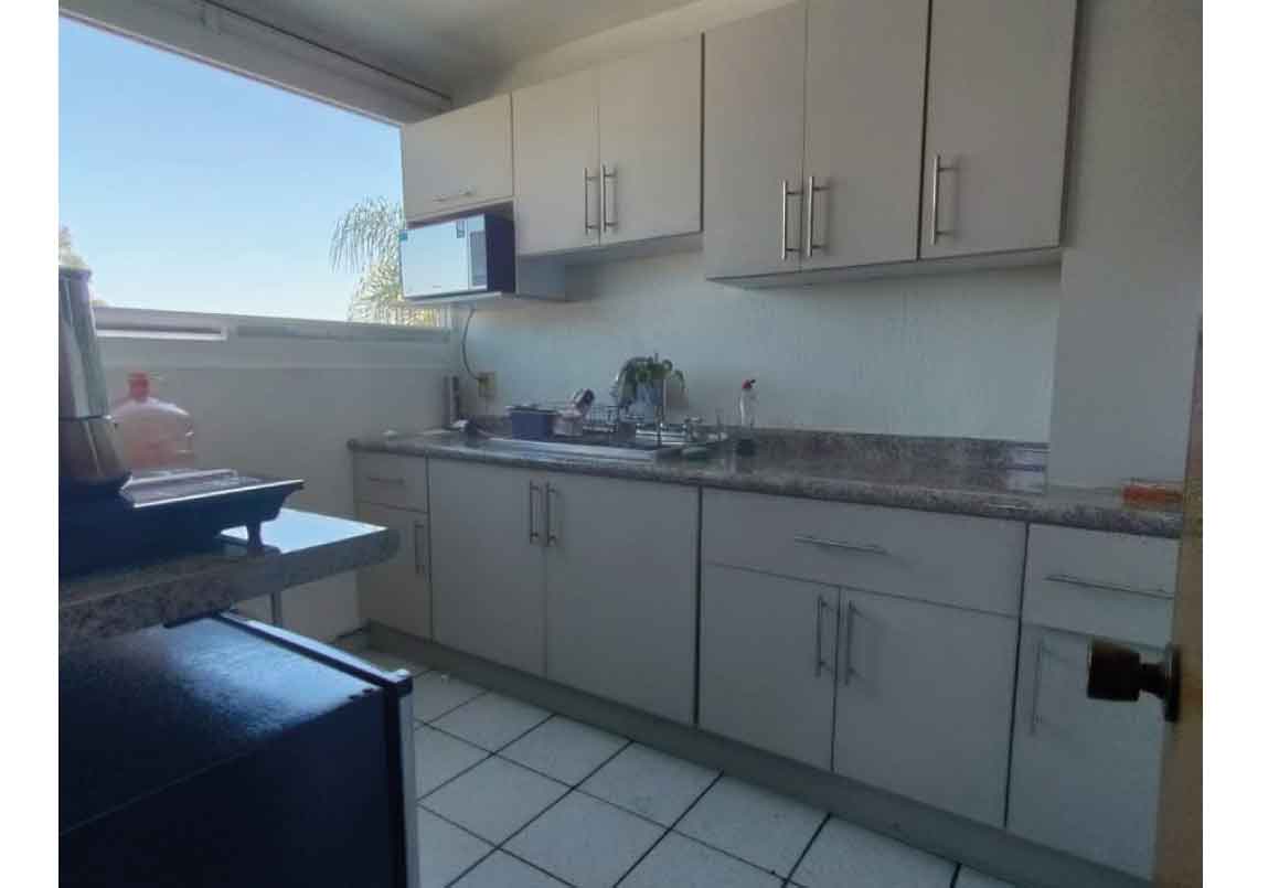 EDIFICIO EN VENTA EN FELIX IRETA, MORELIA.