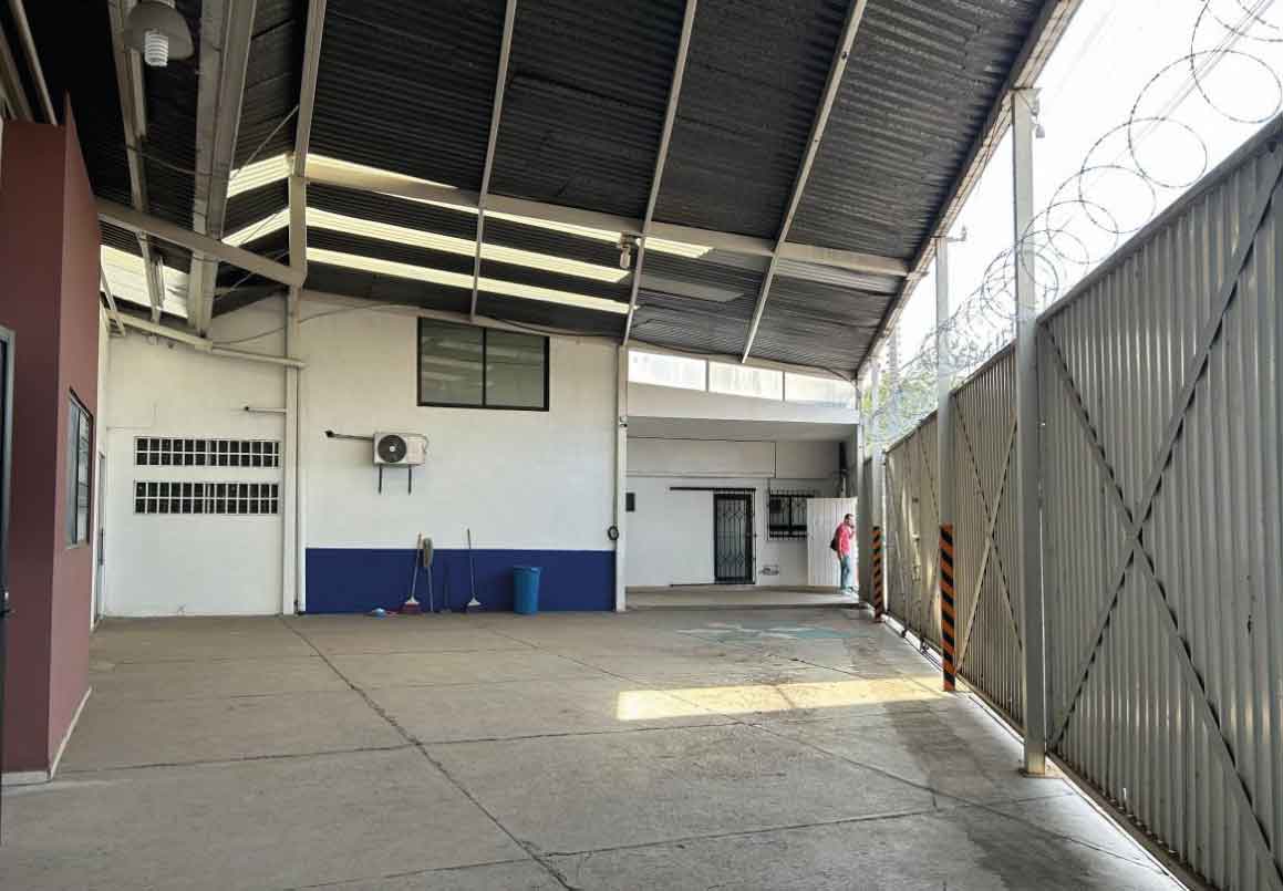 BODEGA COMERCIAL EN VENTA Y EN RENTA EN LOMAS DEL TECNOLOGICO, MORELIA