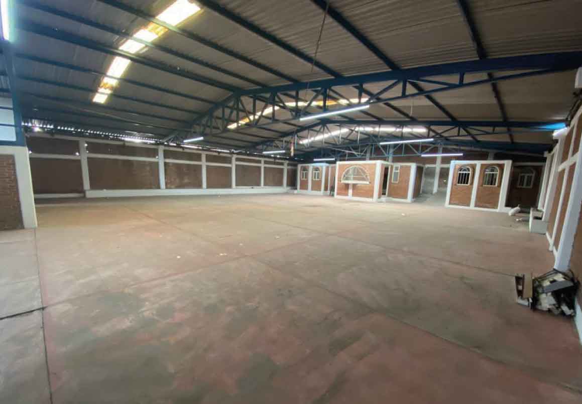 BODEGA CON TERRENO EN VENTA EN LA ALDEA, MORELIA