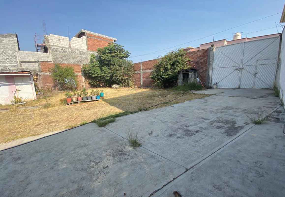 BODEGA CON TERRENO EN VENTA EN LA ALDEA, MORELIA