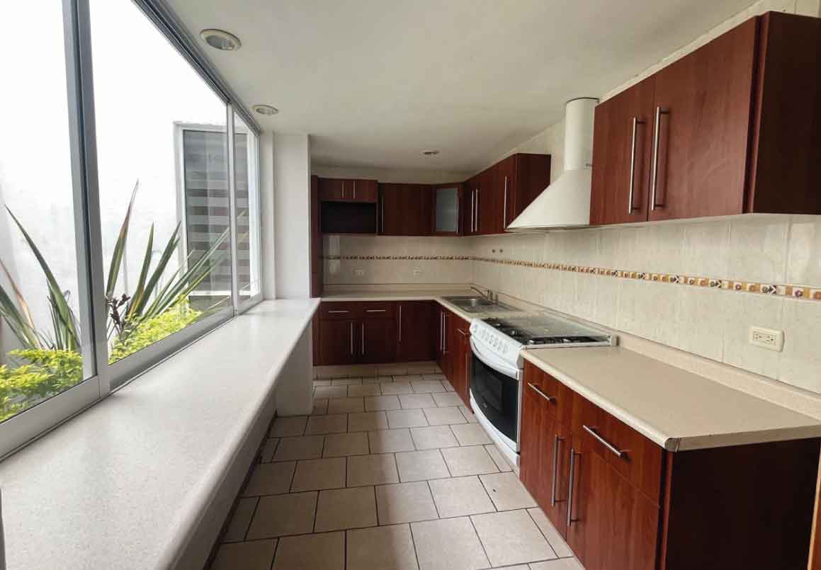 CASA EN VENTA EN OCOLUSEN, MORELIA