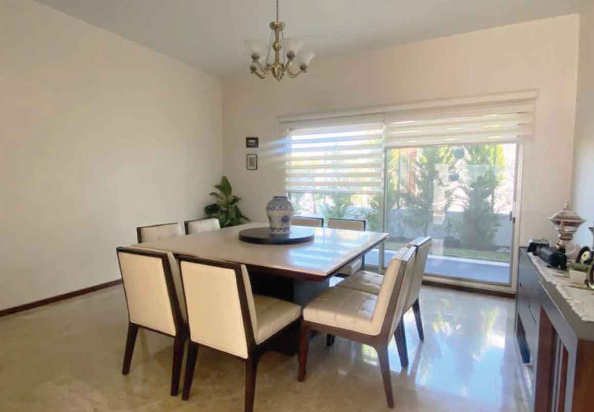 CASA RESIDENCIAL EN VENTA EN CLUB Y DENTRO DEL CAMPO DE GOLF TRES MARIAS, MORELIA