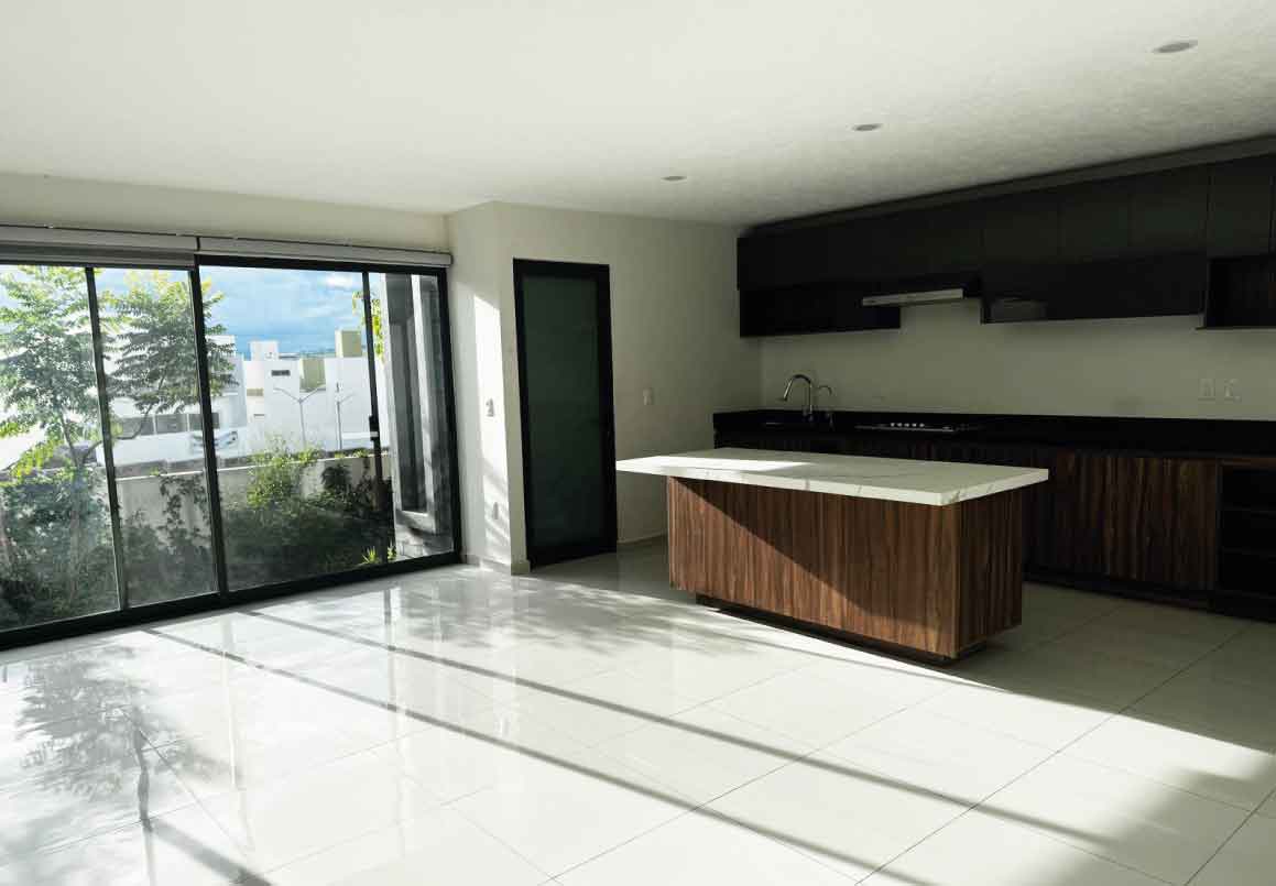 CASA EN VENTA EN LOMALTA TRES MARIAS, MORELIA