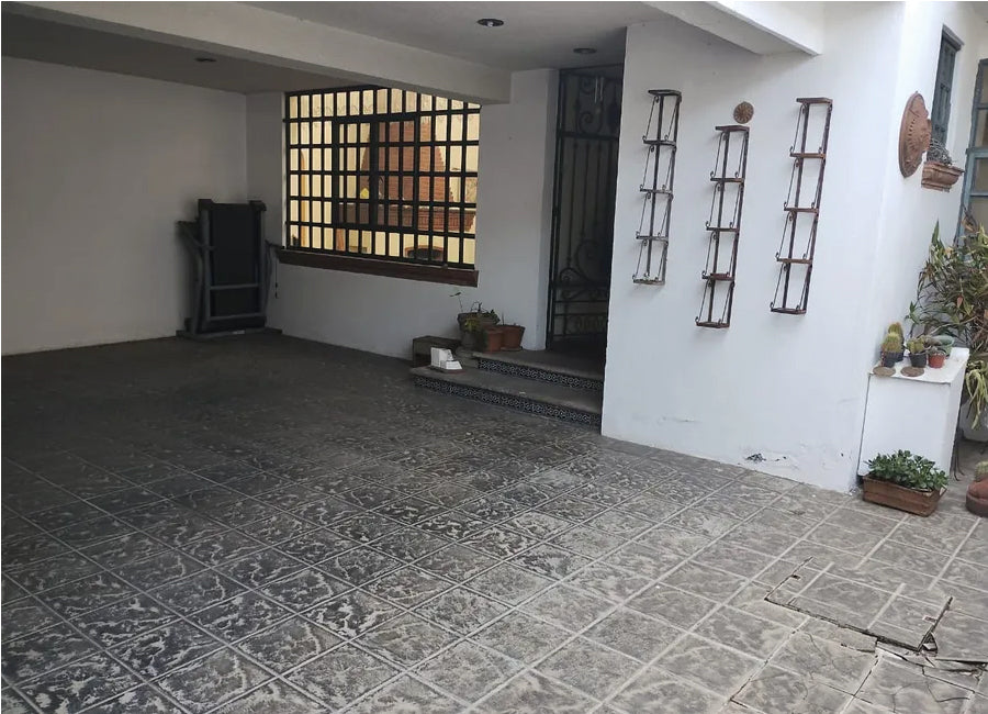 CASA EN VENTA EN LAS AMERICAS, MORELIA