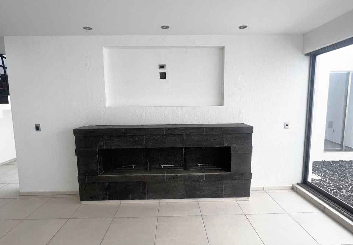 CASA EN VENTA EN LOMALTA TRES MARIAS, MORELIA