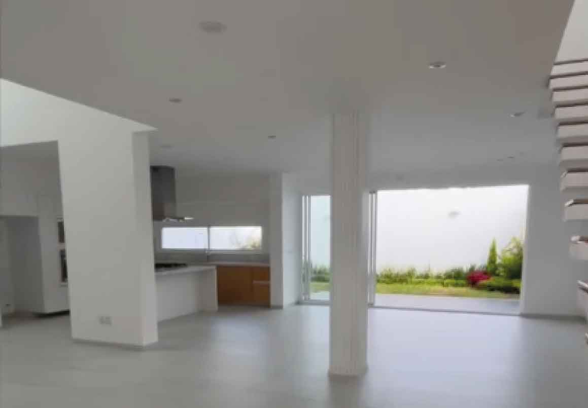 CASA EN VENTA EN FRACCIONAMIENTO HACIENDA DEL MONTE, MORELIA