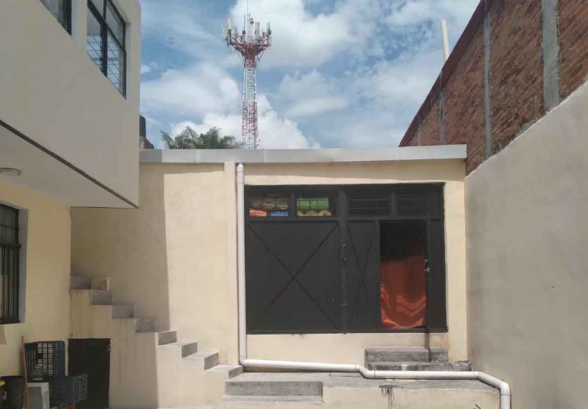 BODEGA CON OFICINAS EN VENTA EN ELIAS PEREZ AVALOS, MORELIA