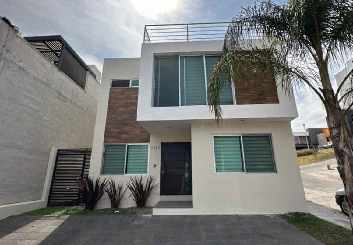 CASA EN RENTA EN PASEO DEL PARQUE TRES MARIAS, MORELIA