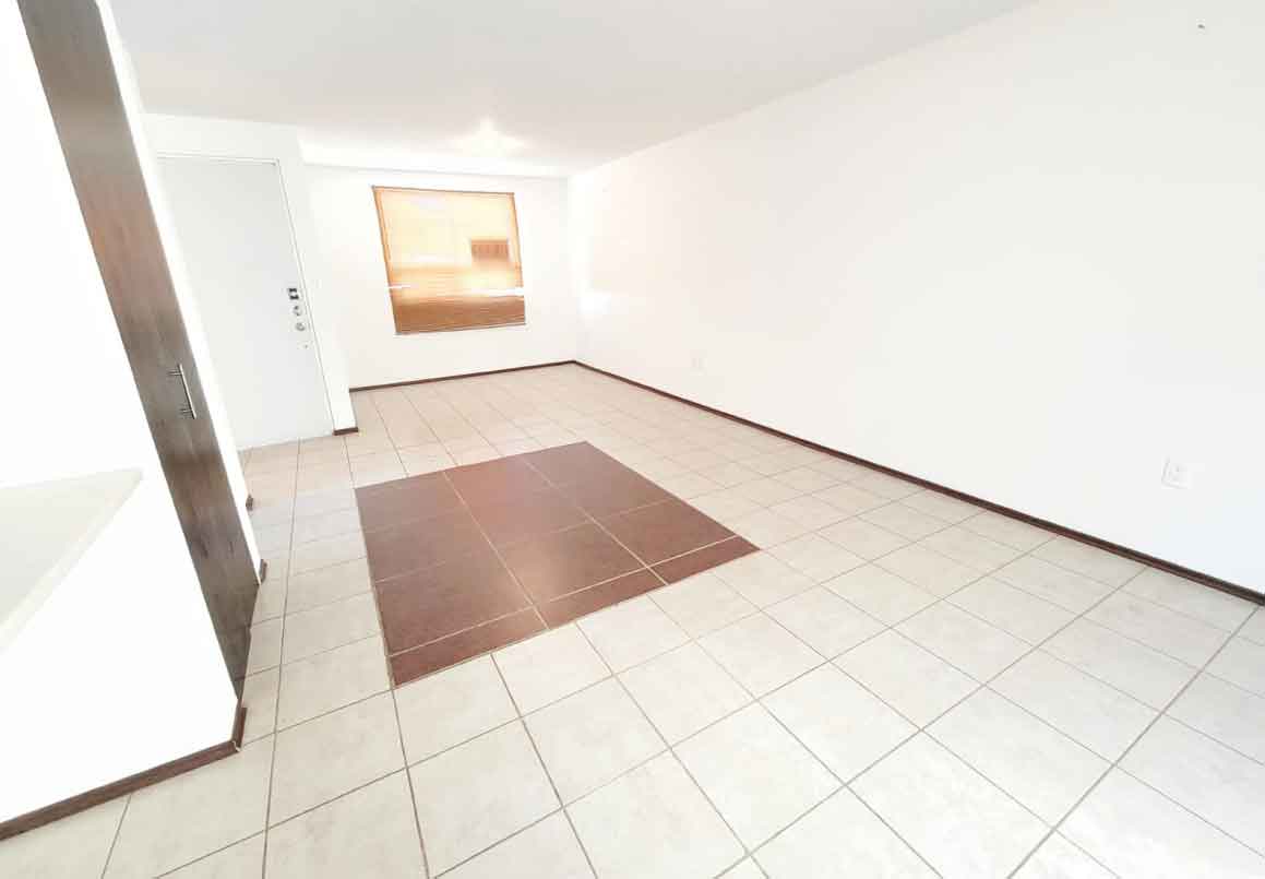 CASA EN VENTA EN FRACC. VALLE RESIDENCIAL, MORELIA