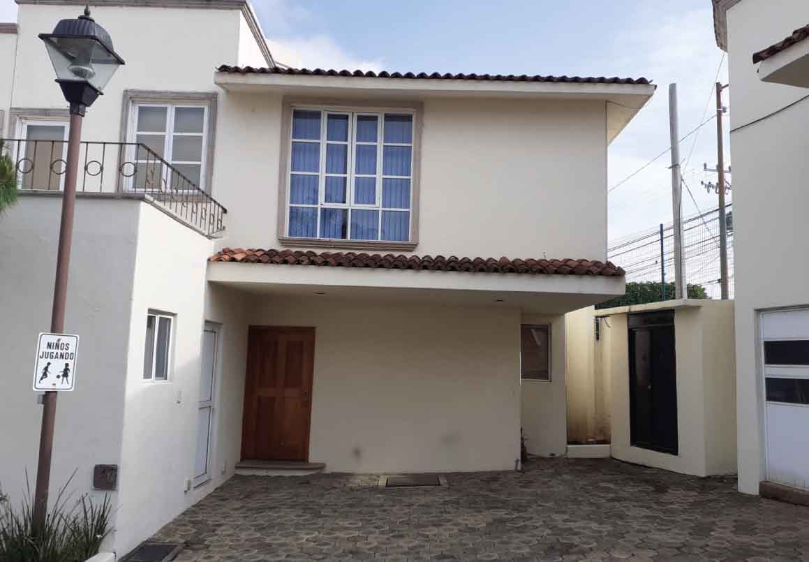 CASA EN VENTA EN JESÚS DEL MONTE, MORELIA