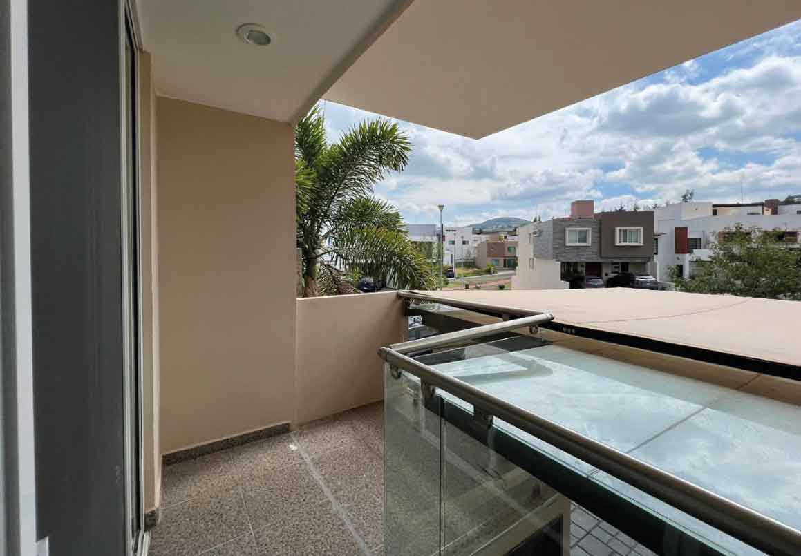 CASA EN VENTA EN PASEO DEL PARQUE TRES MARIAS, MORELIA