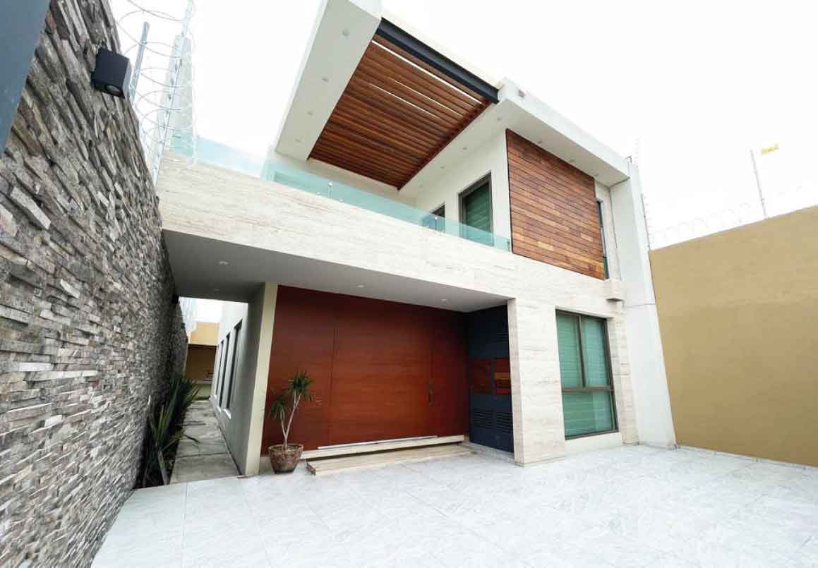 CASA EN VENTA EN ALTOZANO, MORELIA