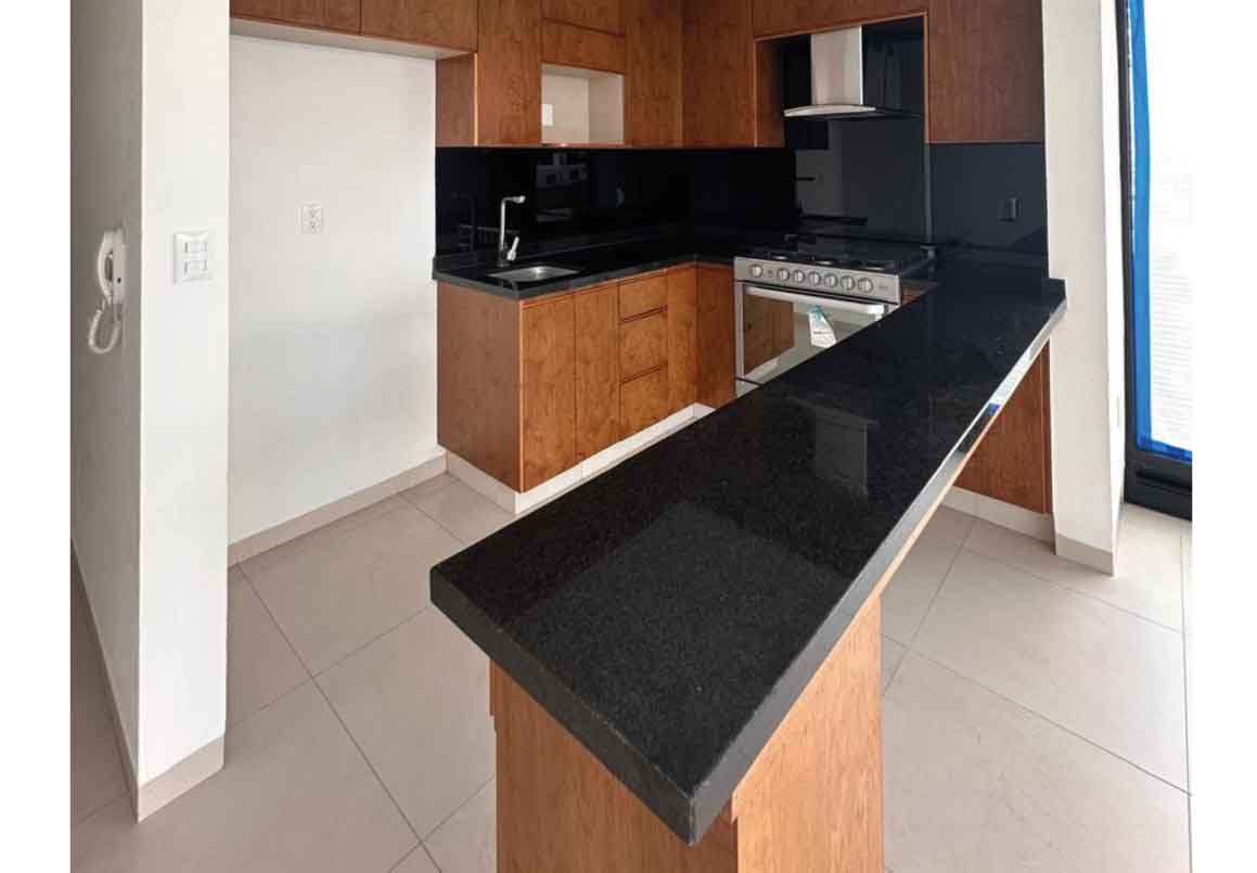 DEPARTAMENTO EN RENTA EN TORRES KREA ALTOZANO, MORELIA