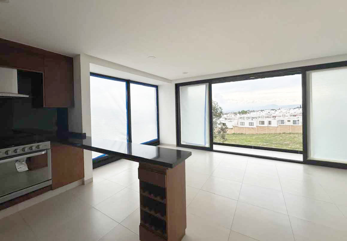 DEPARTAMENTO EN RENTA EN TORRES KREA ALTOZANO, MORELIA
