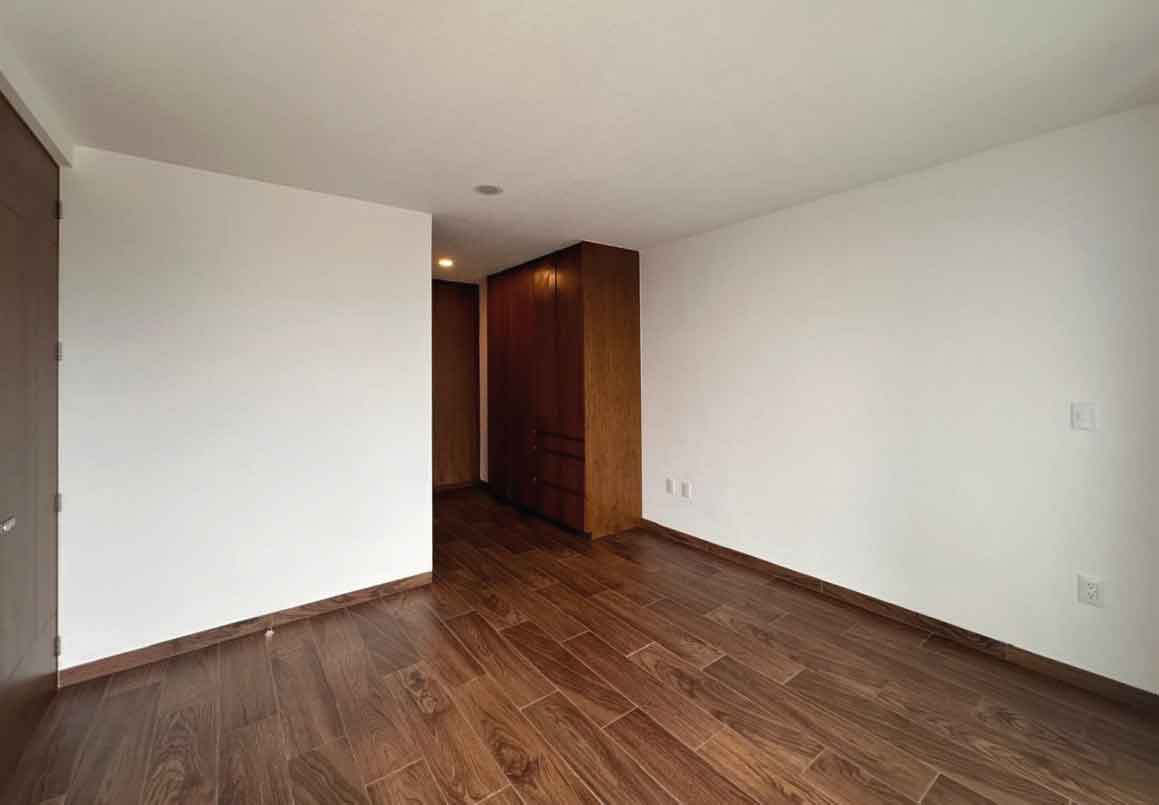 DEPARTAMENTO EN RENTA EN TORRES KREA ALTOZANO, MORELIA