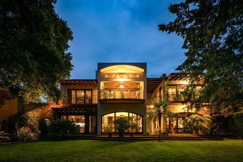 CASA RESIDENCIAL EN VENTA EN FRACCIONAMIENTO EN SANTA MARIA DE GUIDO, MORELIA