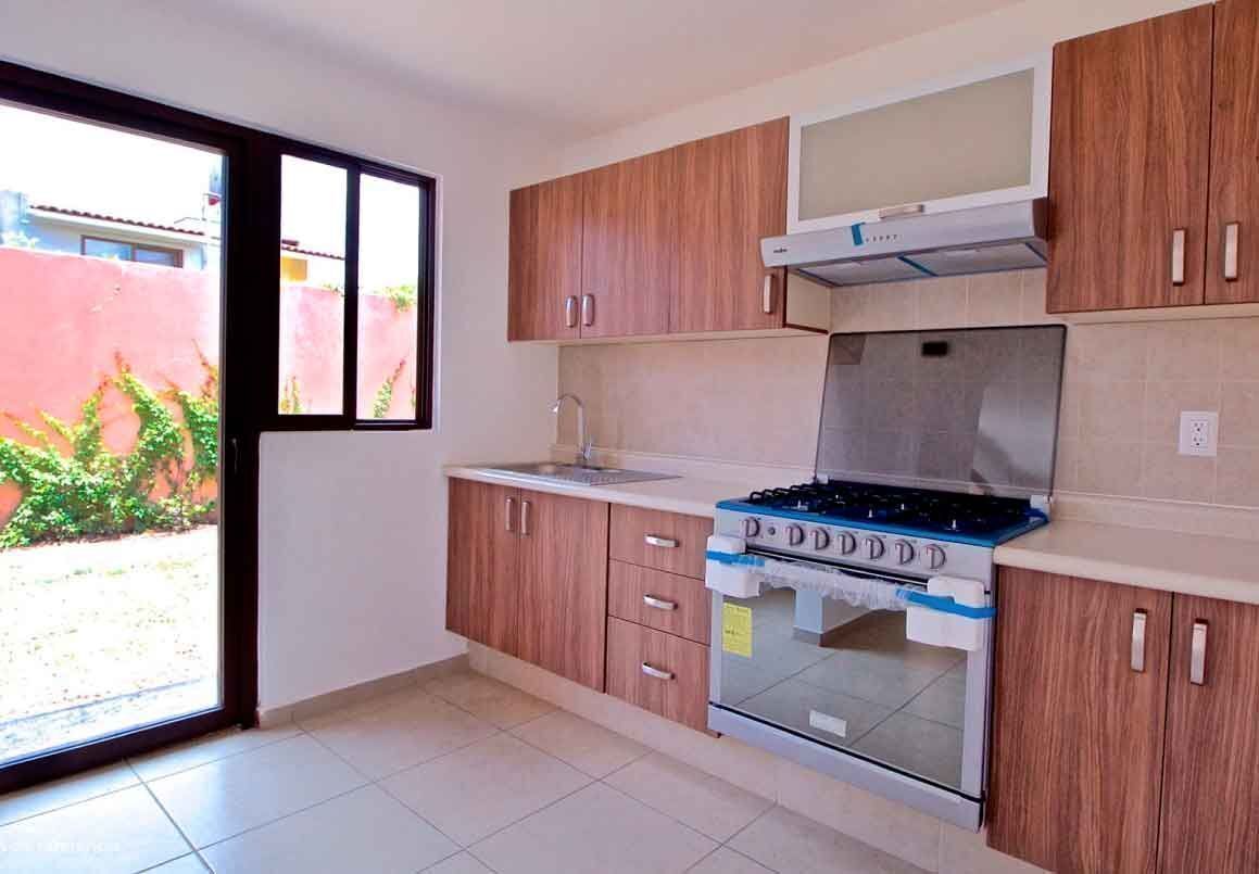 CASA EN VENTA EN COLONIAL ALTOZANO, MORELIA
