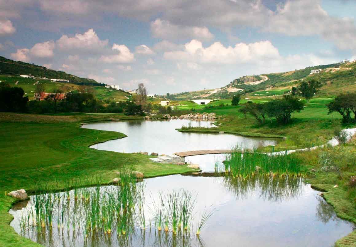 TERRENO EN VENTA EN EL CLUB Y DENTRO DEL CAMPO DE GOLF TRES MARIAS, MORELIA