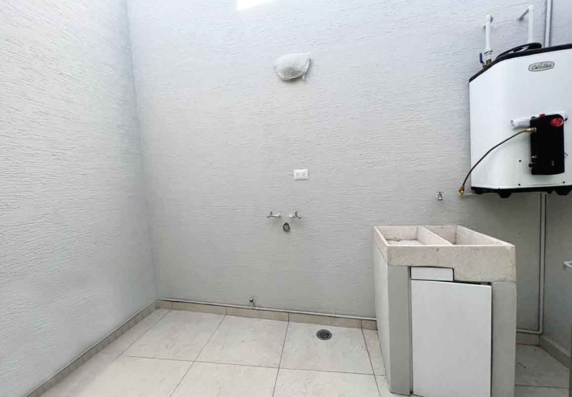 CASA DE UNA PLANTA EN VENTA EN LOMALTA TRES MARIAS, MORELIA