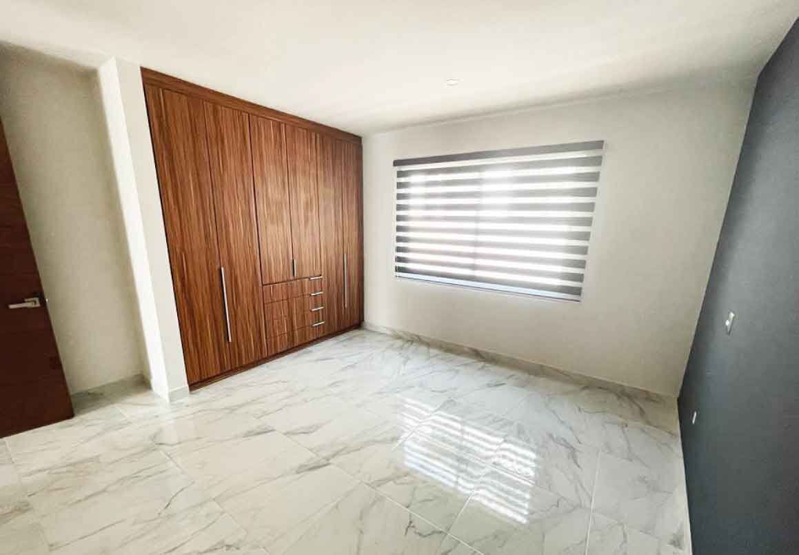CASA EN RENTA EN PASEO DE LAS AGUILAS ALTOZANO, MORELIA