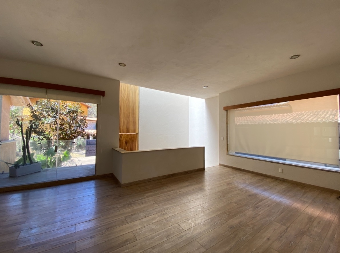 CASA RESIDENCIAL EN RENTA EN CLUB Y DENTRO DEL CAMPO DE GOLF ALTOZANO, MORELIA
