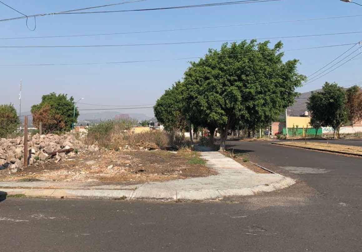 TERRENO EN VENTA EN VILLAS DE LA LOMA, MORELIA.