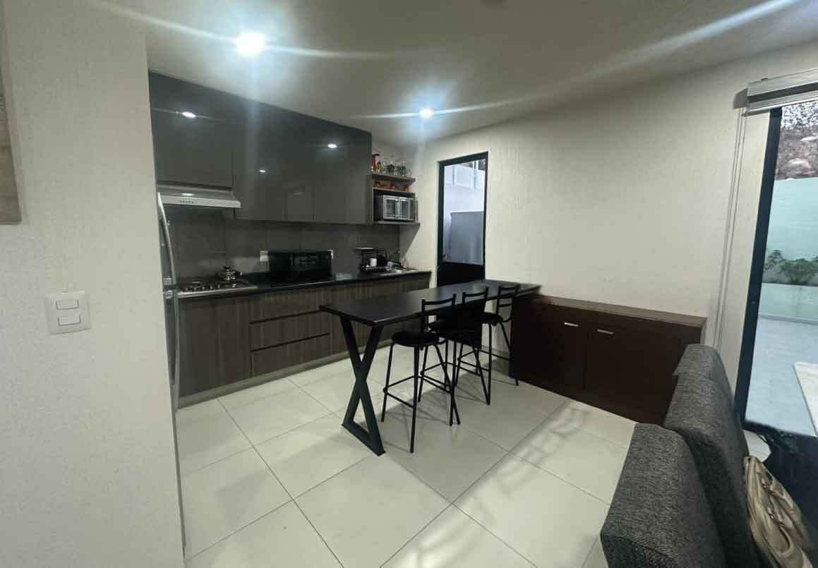 CASA EN VENTA EN QUINTA CANTERA III ALTOZANO, MORELIA