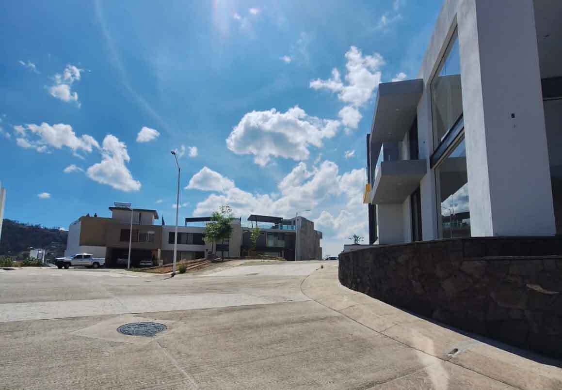 TERRENO EN VENTA EN LINDAVISTA TRES MARIAS, MORELIA