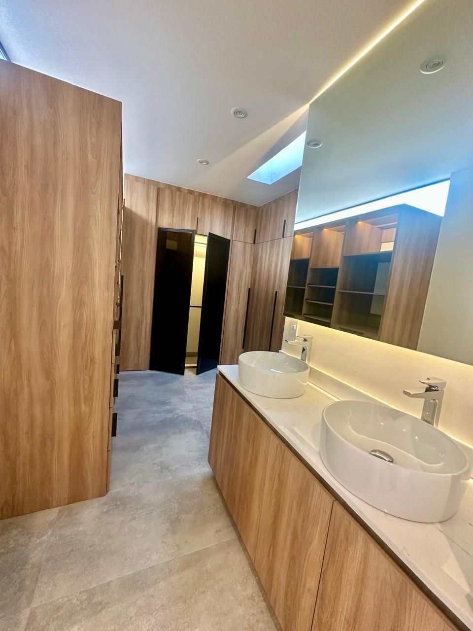 CASA EN VENTA EN LOS ALAMOS TRES MARIAS, MORELIA