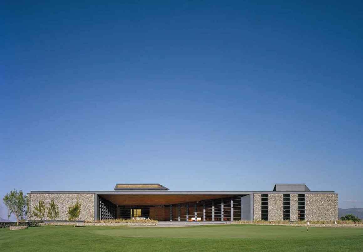 TERRENO EN VENTA EN CLUB Y DENTRO DEL CAMPO DE GOLF ALTOZANO, MORELIA