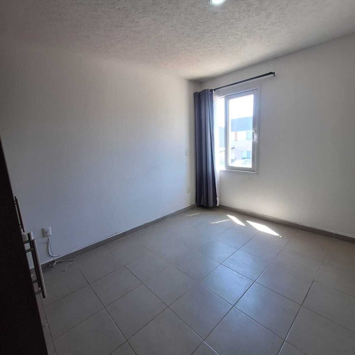 CASA EN RENTA EN CANARIOS VISTAS ALTOZANO, MORELIA